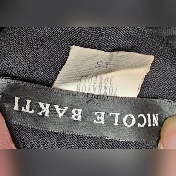 Nicole Bakti Black Backless Gown - Picture 9 of 9